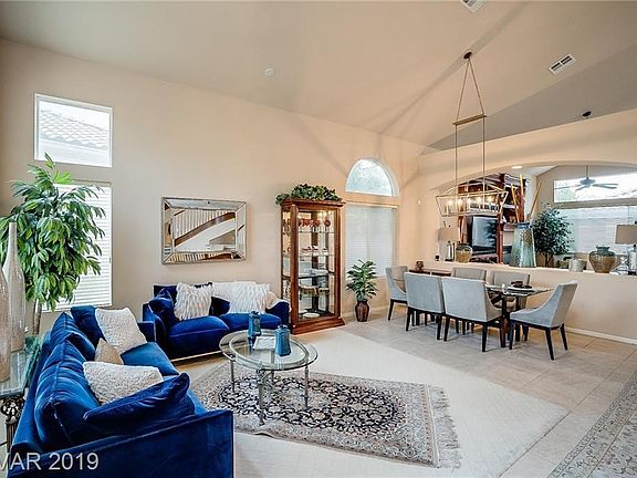5th image of 5274 Villa Dante Ave