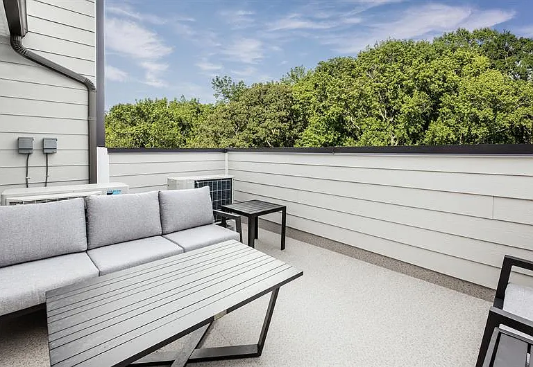 1341 Aspen St NW — Photo 6