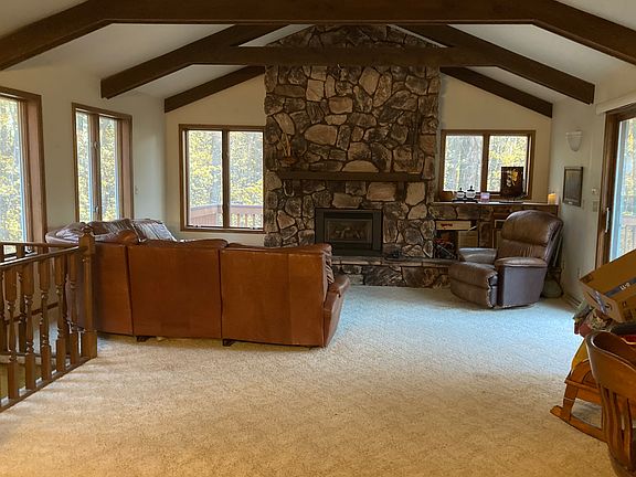 4th image of 3710 N Overland Rd