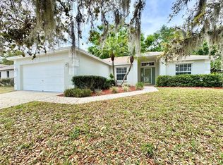 5880 Driftwood Dr, Winter Haven, FL 33884