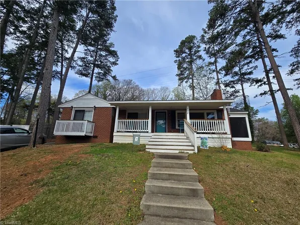 408 Woodsway Dr, Lexington, NC 27292