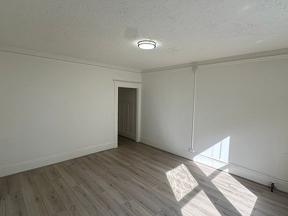 3rd image of 1745 Market St #35