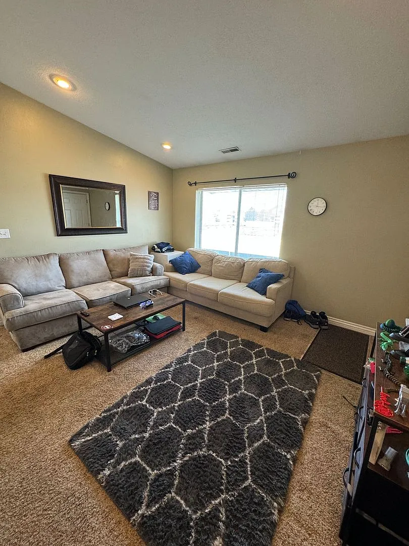 Perfectly Located Condo — Photo 4
