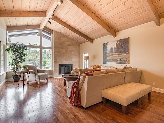 3rd image of 25727 Carado Ct