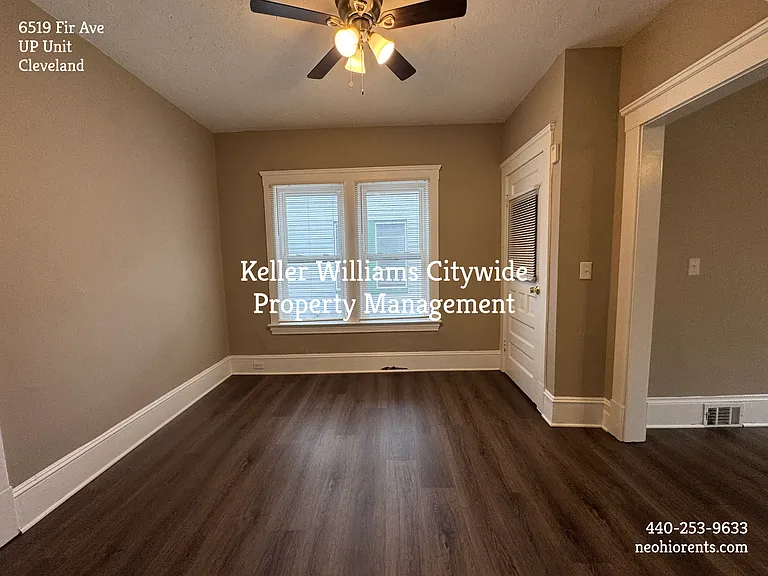 2 bedroom 1 bath up unit in Gordon Square — Photo 7
