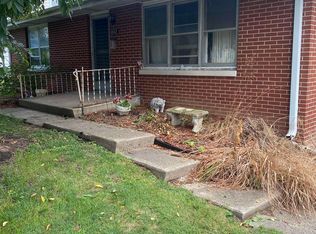 1642 S Main St, South Jacksonville, IL 62650