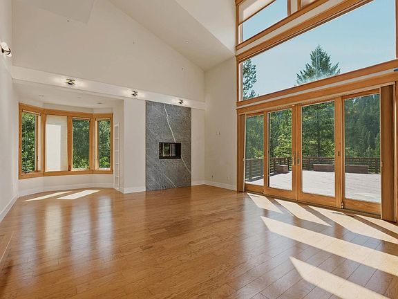 5th image of 13785 Green Valley Road