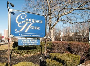 7 Balint Dr APT 215, Yonkers, NY 10710