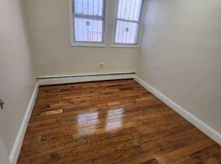 10530 172nd St, Jamaica, NY 11433