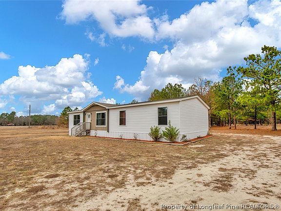 3rd image of 125 Woodland Ln