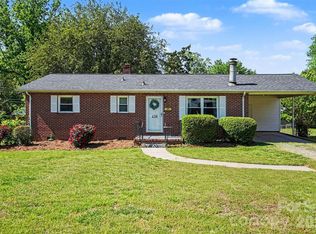 428 Frank Dr, Charlotte, NC 28215