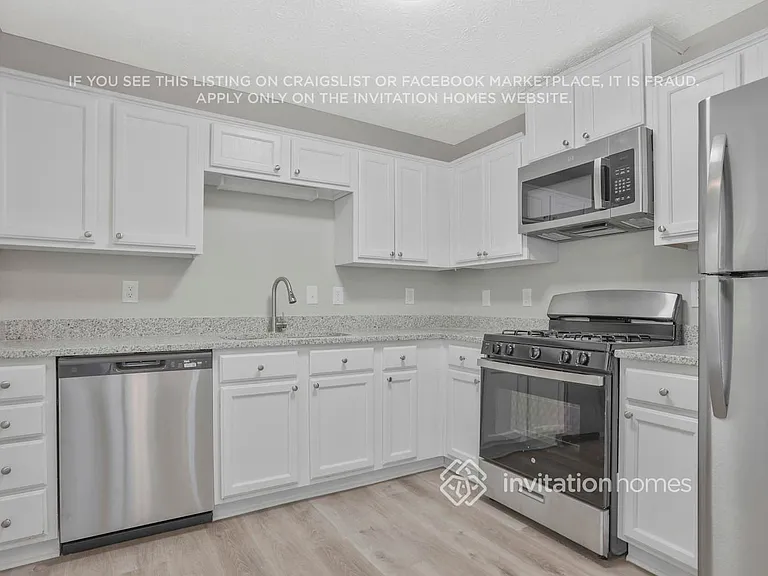 301 Willow Ln — Photo 15