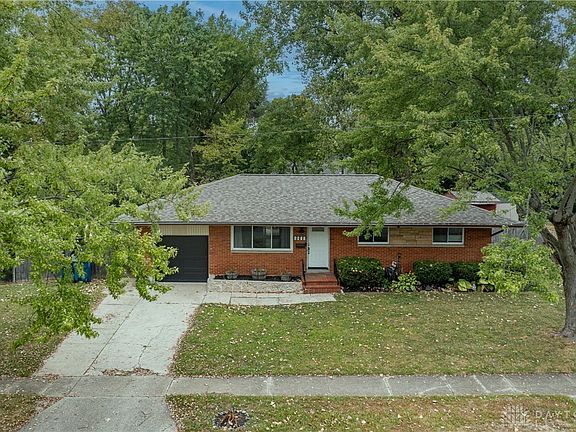 2nd image of 5811 Bayside Dr