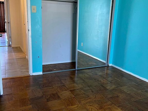 4th image of 2650 Redcoat Dr APT 3C