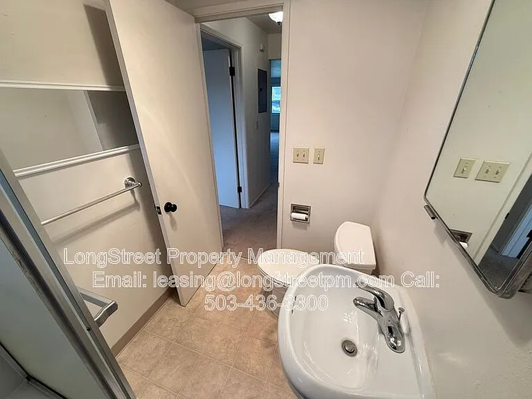 2624 NW Tyler Ave — Photo 6
