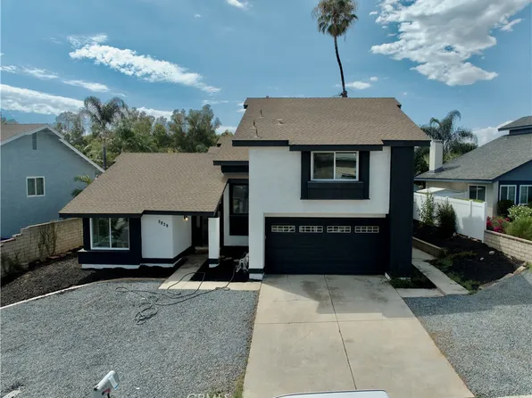 5839 Moonridge Dr, Riverside, CA 92509