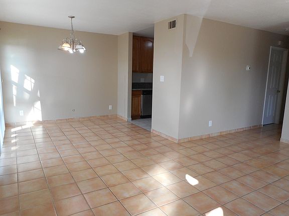 3rd image of 7115 Chandler Dr
