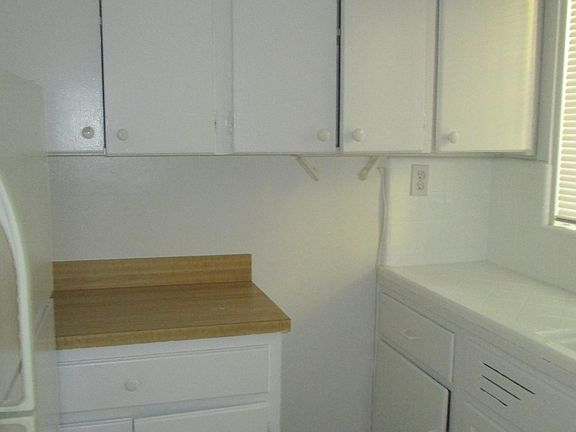 5th image of 865 Grand Ave APT 11