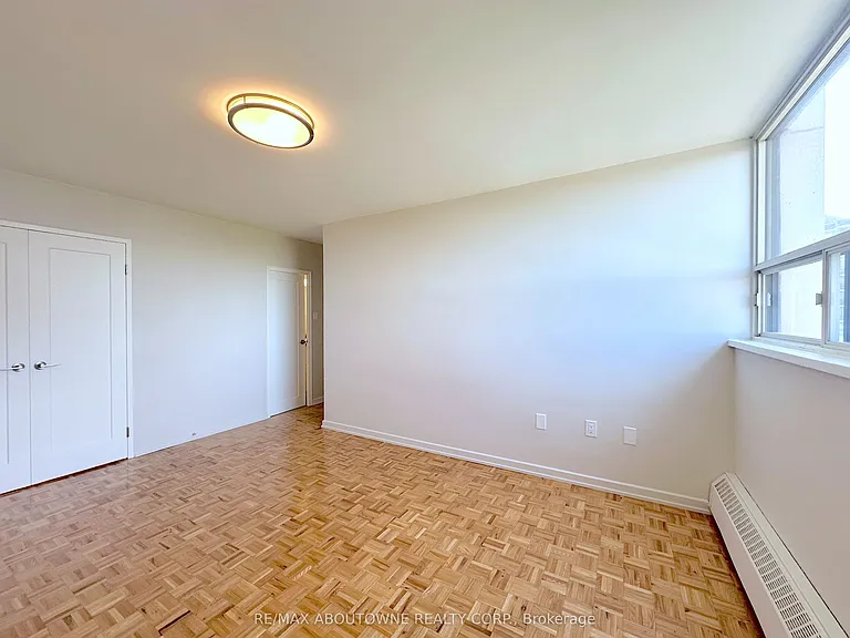 12 Rockford Rd #708 — Photo 7