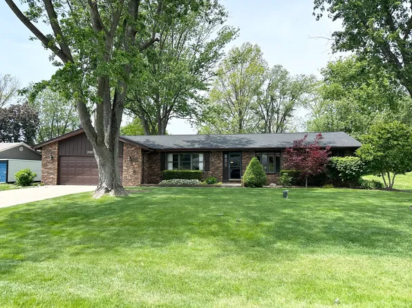 1106 N Western Hills Dr, Kankakee, IL 60901