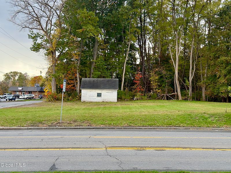 2nd image of 34 Marion Avenue