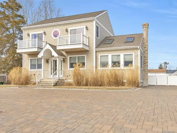 10 Lynne Avenue, Westbrook, CT 06498