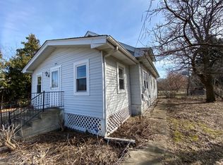 813 Harlem Rd, Machesney Park, IL 61115