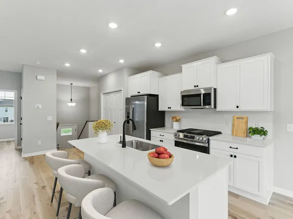 2754 Kepler Ave NE, Saint Michael, MN 55376