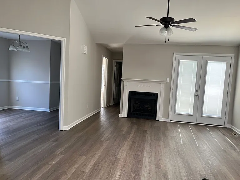 1680 Sleepy Hollow Rd — Photo 5