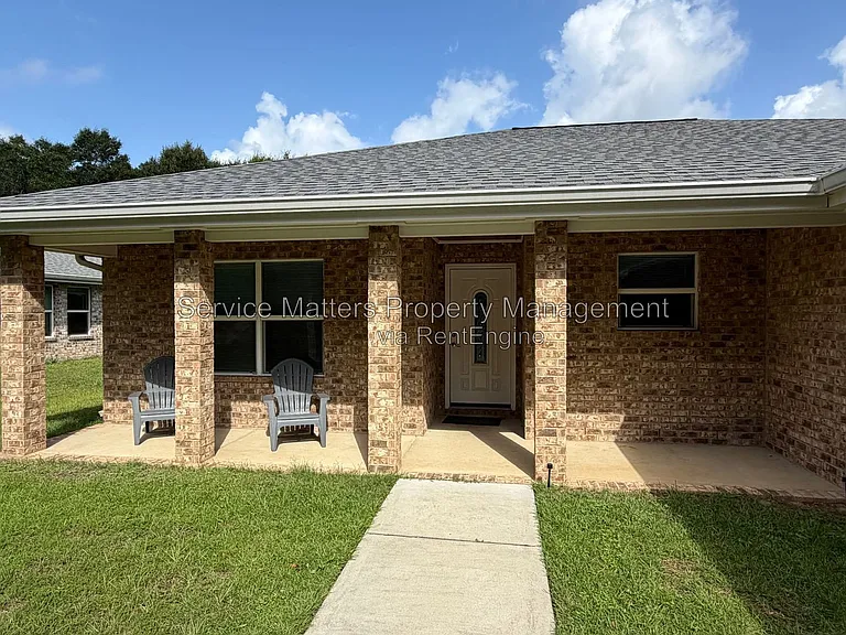 5553 Riviera Dr — Photo 2