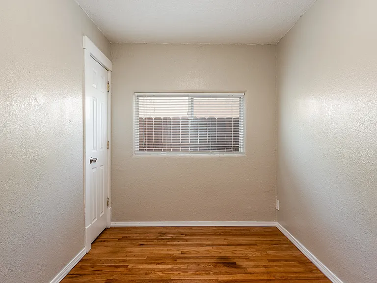 414 Harvard Dr SE #A — Photo 10