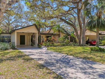 2239 Circlewood Dr, Sarasota, FL, 34231