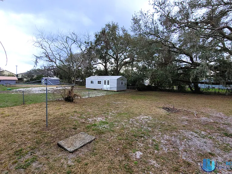 2441 E Magnolia St — Photo 13