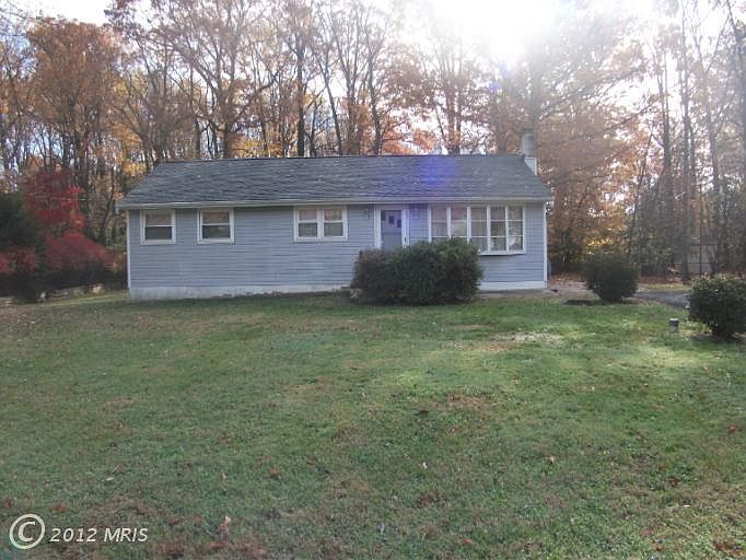1st image of 17 Washington Dr
