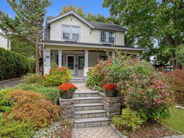 84 Crestwood Avenue, Tuckahoe, NY 10707