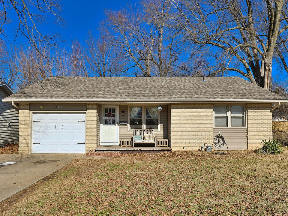 1st image of 535 E Whiteside Street