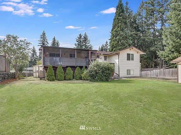 3rd image of 8305 56th Avenue Ct E
