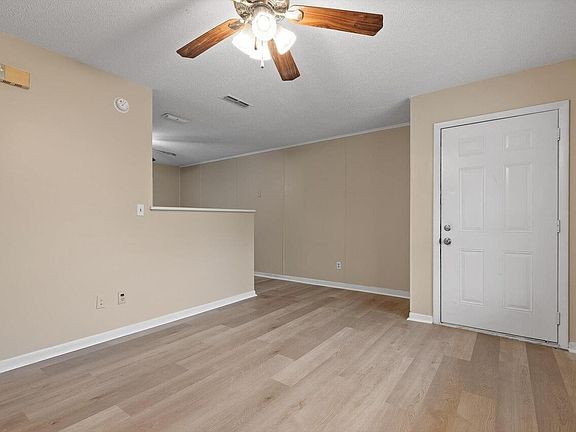 5th image of 5041 Shoals Ln