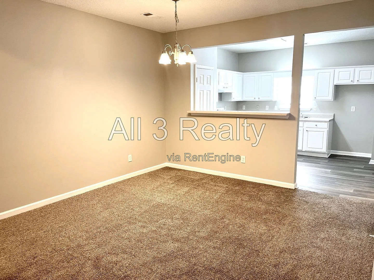 4 bed, 2.5 bath, 1638 sqft, $1,685 — Photo 4
