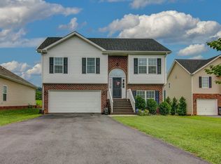 2625 Paddington Station Ln, Vinton, VA 24179