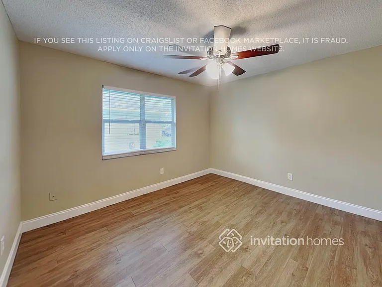 412 Abbeywood Ln — Photo 13
