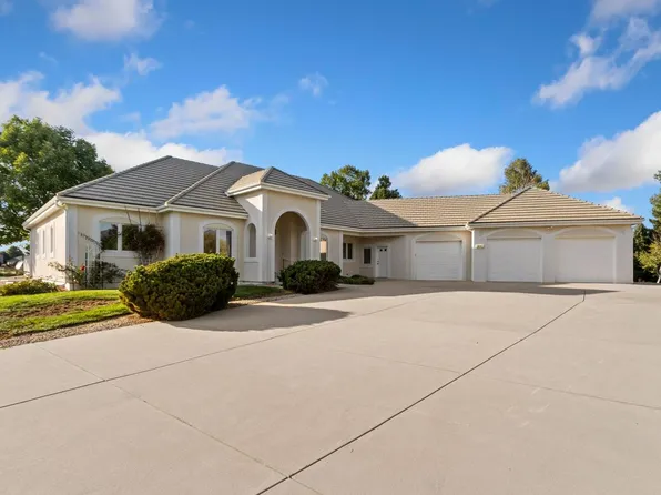 8138 Scenic Ridge Dr, Fort Collins, CO 80528