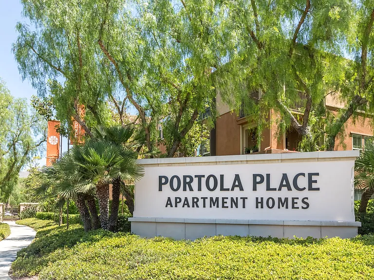 Portola Place Apartment Homes — Photo 6