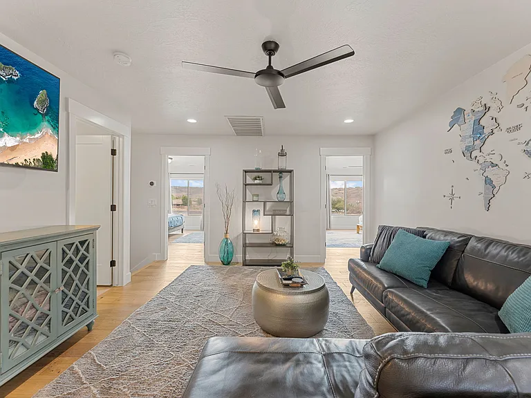 466 N Ventura Ln #47 — Photo 17