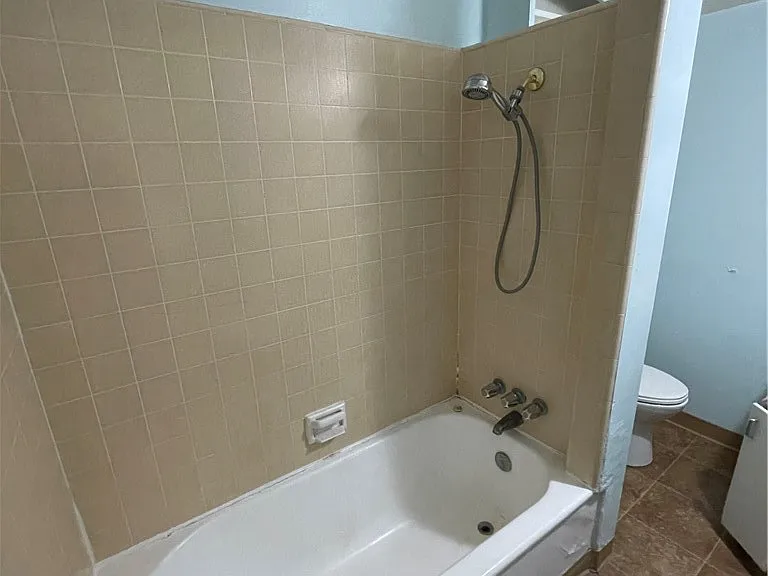 449 N 8th Ave #B — Photo 6