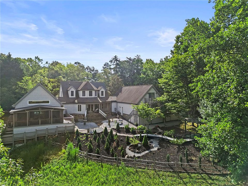 1st image of 214 Raven Cliff Rd