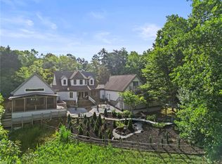 214 Raven Cliff Rd, Cleveland, SC 29635