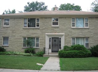 5215 N 55th St APT 5, Milwaukee, WI 53218
