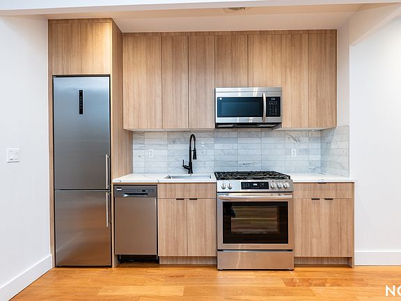 4th image of 675 E 32nd St #3