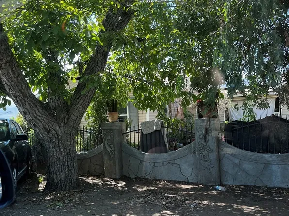 12798 6th St, Yucaipa, CA 92399